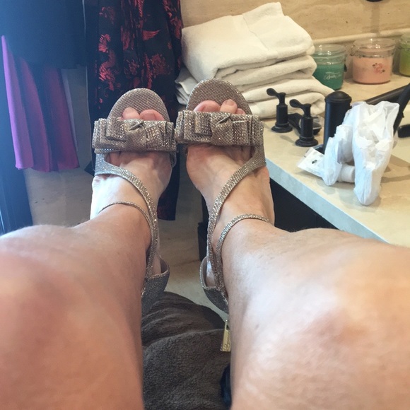 Jessica Simpson NWT sexy sparkly shoes - Picture 3 of 6